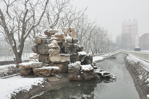 雪中的河北科技学院